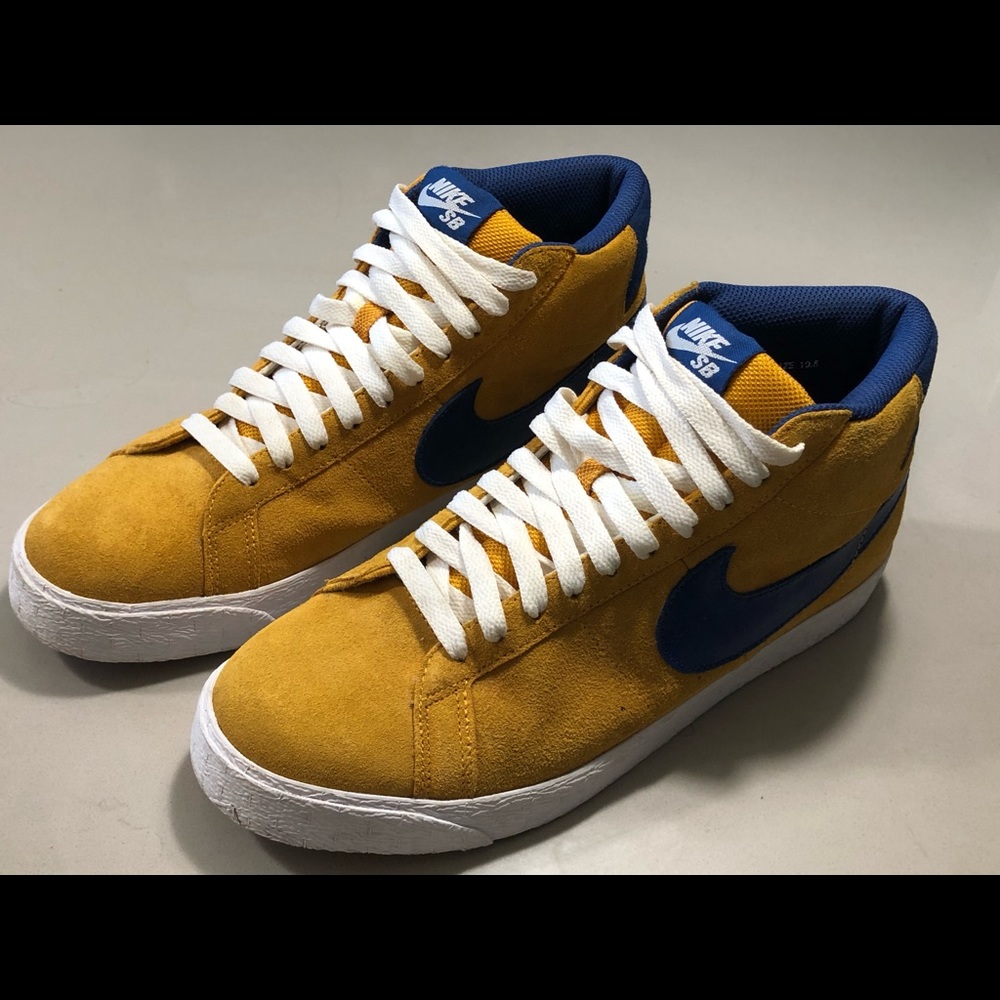 Nike SBs